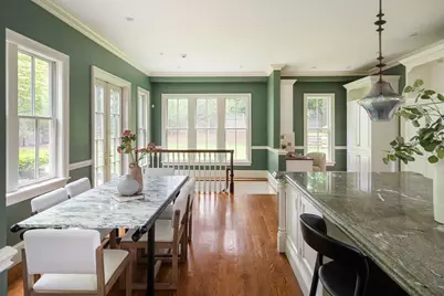 14 Winthrop St, Newton, MA 02465 - Photo 8