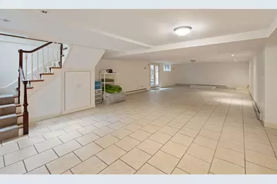 14 Winthrop St, Newton, MA 02465 - Photo 26