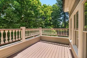 14 Winthrop St, Newton, MA 02465 - Photo 12