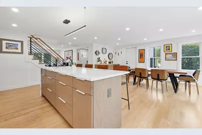 43 Upham St, Newton, MA 02465 - Photo 10