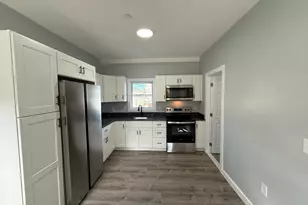 126 Cross St, Lawrence, MA 01841 - Photo 6