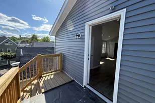 126 Cross St, Lawrence, MA 01841 - Photo 14
