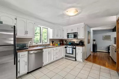 61 Regina S Dr, Tewksbury, MA 01876 - Photo 14