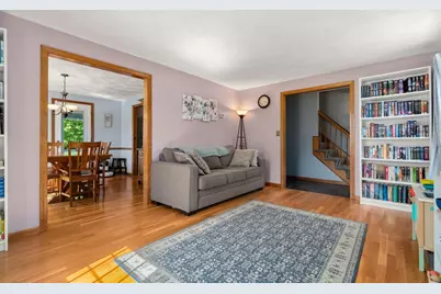 61 Regina S Dr, Tewksbury, MA 01876 - Photo 8