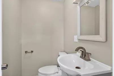 14 Highland Ave, Fitchburg, MA 01420 - Photo 20