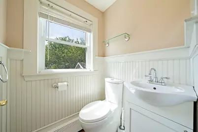 44 P St, Hull, MA 02045 - Photo 12
