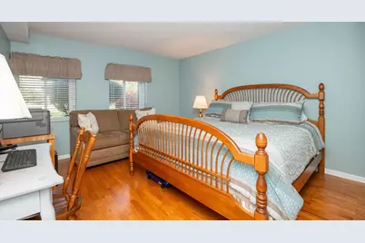 30 Conant St #1B, Beverly, MA 01915 - Photo 26