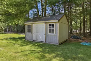 5 Edna Cir, Freetown, MA 02717 - Photo 10