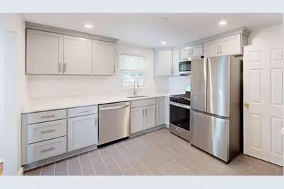 36 Nash St #36, Watertown, MA 02472 - Photo 4