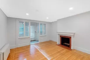 205 Beacon, Boston, MA 02116 - Photo 2