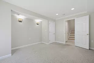 33 Half Crown Cir, Ashland, MA 01721 - Photo 38