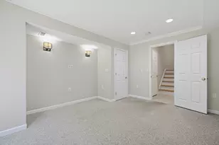 33 Half Crown Cir, Ashland, MA 01721 - Photo 34