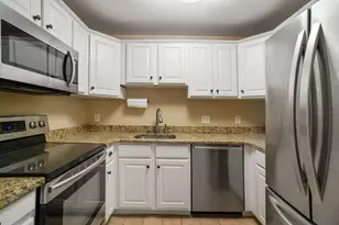 140 Kilsyth Rd, Boston, MA 02135 - Photo 8