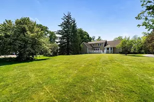 282 Highland St, Milton, MA 02186 - Photo 36