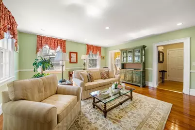 7 Hamilton St #3, Salem, MA 01970 - Photo 6