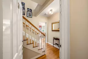 7 Hamilton St, Salem, MA 01970 - Photo 4