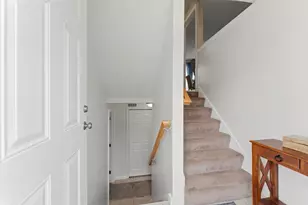 34 Bittersweet Blvd, Worcester, MA 01607 - Photo 28