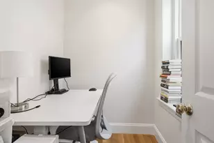 73 Myrtle St, Boston, MA 02114 - Photo 10