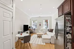 73 Myrtle St, Boston, MA 02114 - Photo 4