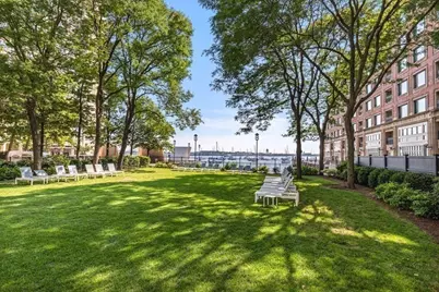 65 East India Row #16A, Boston, MA 02110 - Photo 4