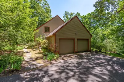 71 Morgan Cir, Amherst, MA 01002 - Photo 34