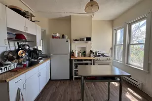 38 Jefferson St, Cambridge, MA 02141 - Photo 2