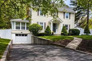 16 Pine St, Natick, MA 01760 - Photo 22