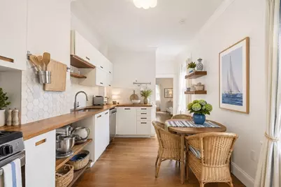 62 North Margin St #3, Boston, MA 02113 - Photo 2