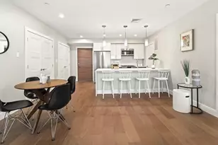 425 Lagrange St, Boston, MA 02132 - Photo 4