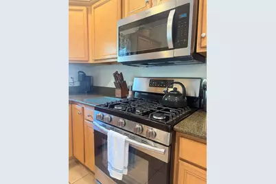 31 Daisy Ln #31, Raynham, MA 02767 - Photo 10