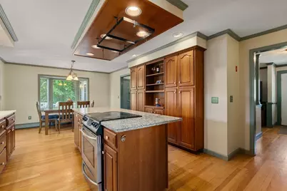 25 Everett Ave, Belchertown, MA 01007 - Photo 10