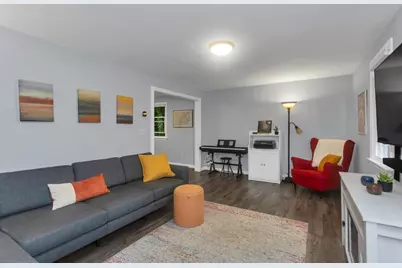 22 Porter St, Shirley, MA 01464 - Photo 4