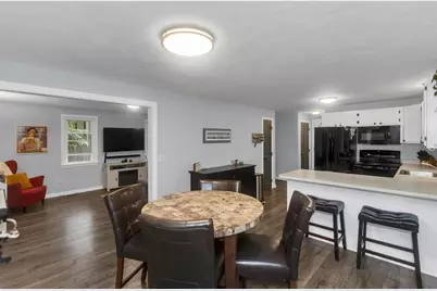 22 Porter St, Shirley, MA 01464 - Photo 8