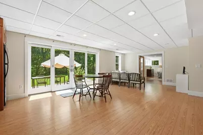 409 Henry St, Amherst, MA 01002 - Photo 32