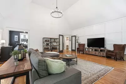 409 Henry St, Amherst, MA 01002 - Photo 10