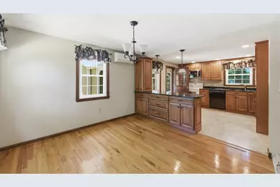 24 Novak Circle, Dracut, MA 01826 - Photo 8