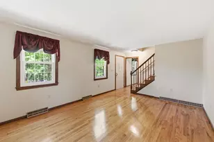 24 Novak Cir, Dracut, MA 01826 - Photo 12