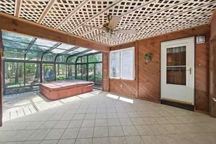 24 Novak Cir, Dracut, MA 01826 - Photo 4