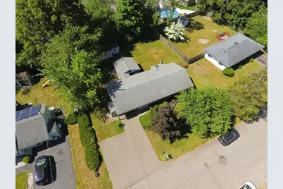 81 Errol Rd, Brockton, MA 02302 - Photo 4