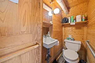 696 Commercial St, Weymouth, MA 02189 - Photo 24