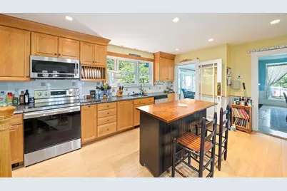 696 Commercial St, Weymouth, MA 02189 - Photo 2