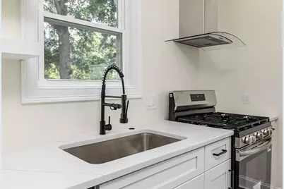 51 Broadway, Lynn, MA 01904 - Photo 10