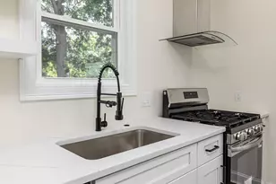 51 Broadway, Lynn, MA 01904 - Photo 10