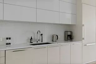 135 Commonwealth Ave, Boston, MA 02116 - Photo 16