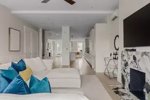135 Commonwealth Ave, Boston, MA 02116 - Photo 6