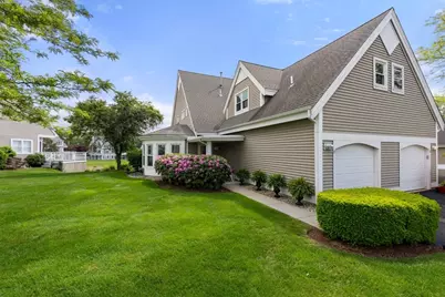 17 Bay Pointe Dr Ext #17, Wareham, MA 02532 - Photo 2