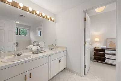 17 Bay Pointe Dr Ext #17, Wareham, MA 02532 - Photo 24