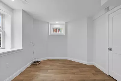 33 Farragut Ave, Medford, MA 02155 - Photo 26