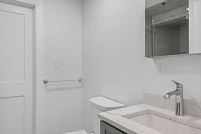 33 Farragut Ave, Medford, MA 02155 - Photo 24