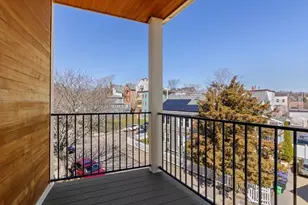 17 Chestnut Ave, Boston, MA 02130 - Photo 4